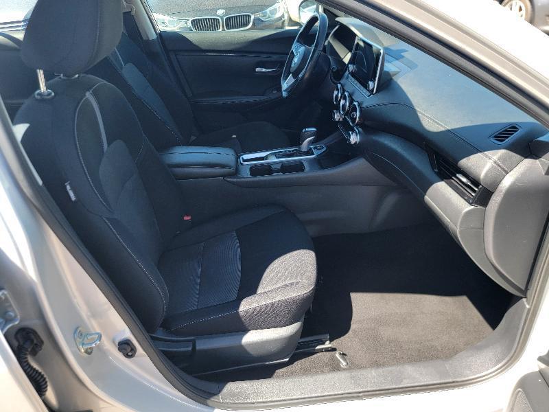 Nissan Sentra SV CVT 2021