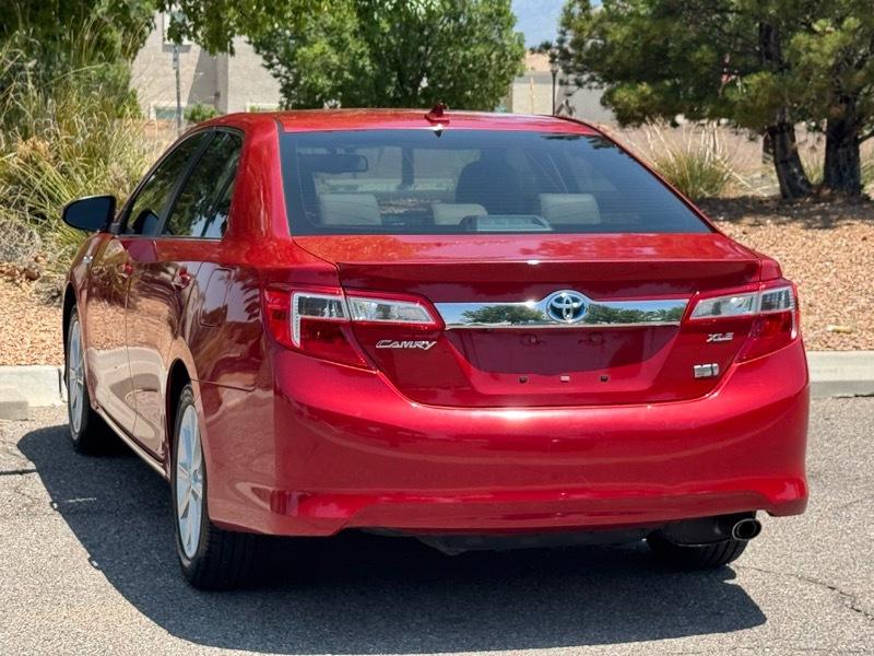 Toyota Camry Hybrid 4dr Sdn XLE (Natl) 2013