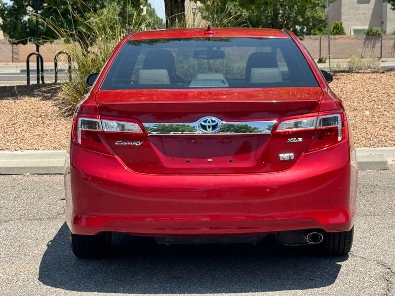 Toyota Camry Hybrid 4dr Sdn XLE (Natl) 2013