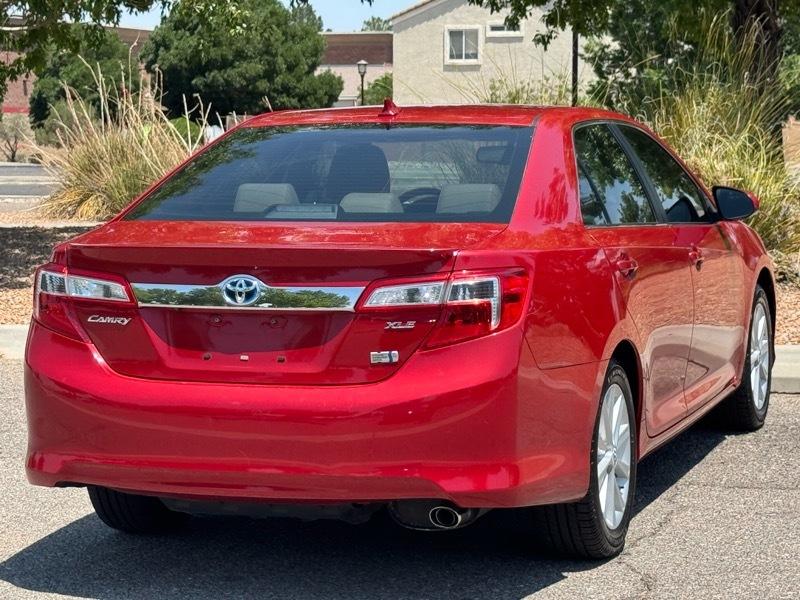 Toyota Camry Hybrid 4dr Sdn XLE (Natl) 2013