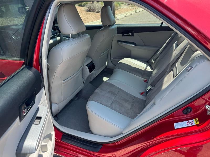 Toyota Camry Hybrid 4dr Sdn XLE (Natl) 2013