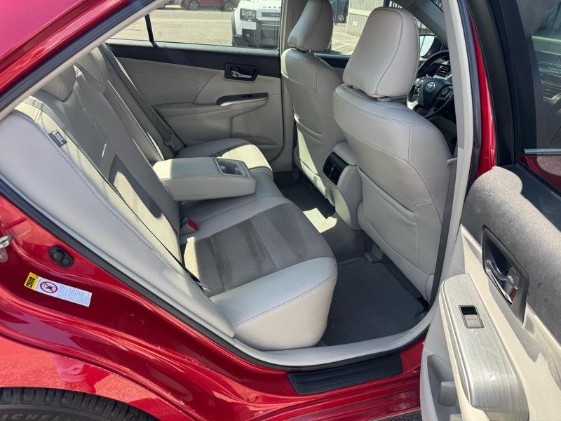 Toyota Camry Hybrid 4dr Sdn XLE (Natl) 2013