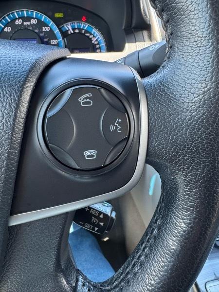 Toyota Camry Hybrid 4dr Sdn XLE (Natl) 2013
