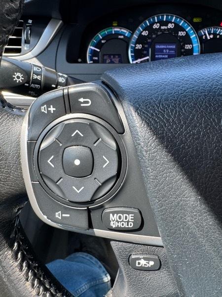 Toyota Camry Hybrid 4dr Sdn XLE (Natl) 2013