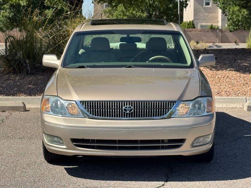 Toyota Avalon 4dr Sdn XLS w/Bucket Seats (Natl) 2001