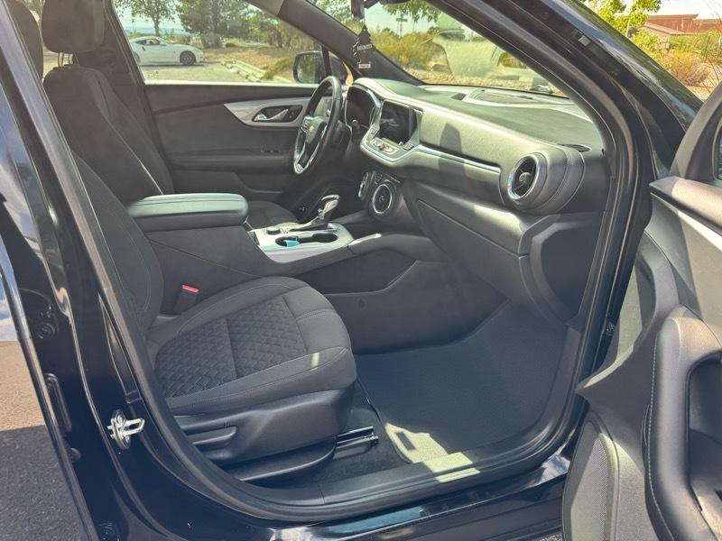 Chevrolet Blazer FWD 4dr w/2LT 2019