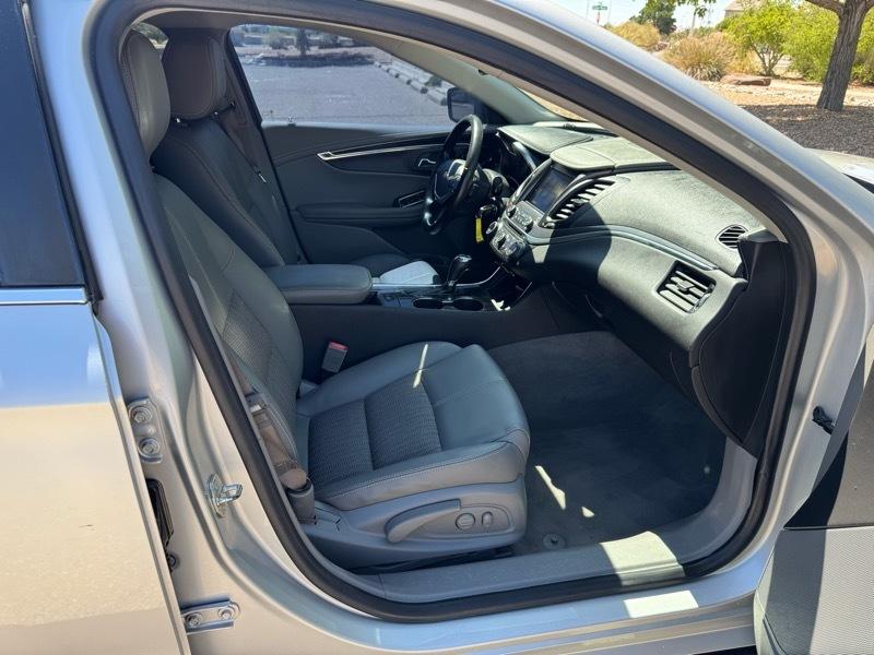 Chevrolet Impala 4dr Sdn LT w/1LT 2015