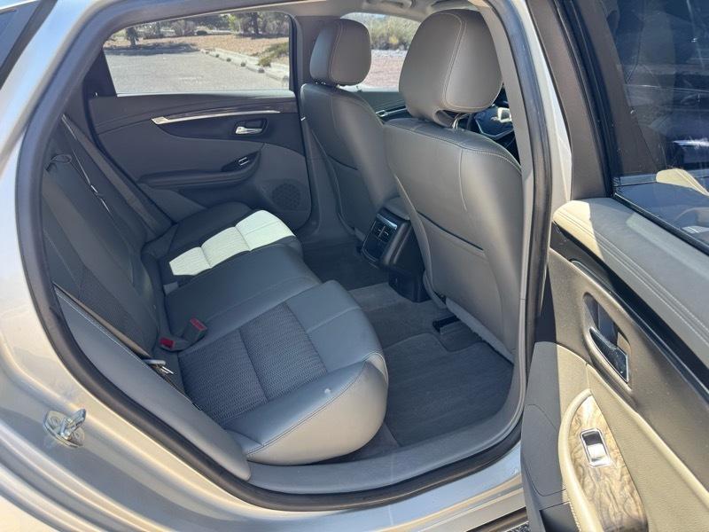 Chevrolet Impala 4dr Sdn LT w/1LT 2015