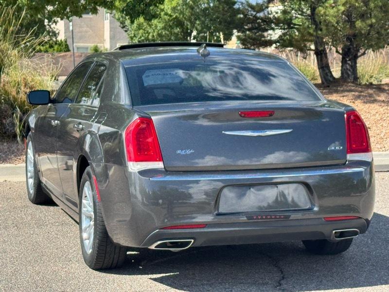 Chrysler 300 Touring L RWD 2018