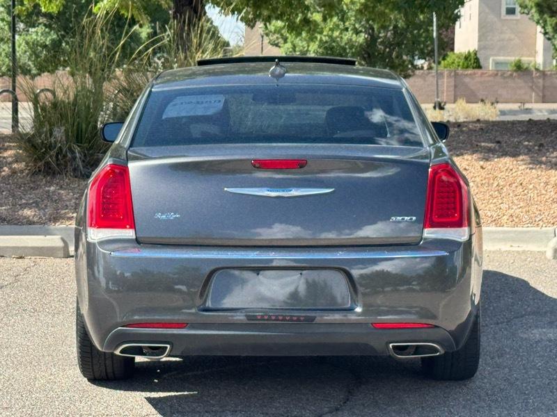 Chrysler 300 Touring L RWD 2018