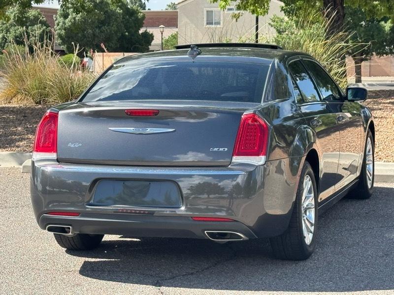 Chrysler 300 Touring L RWD 2018