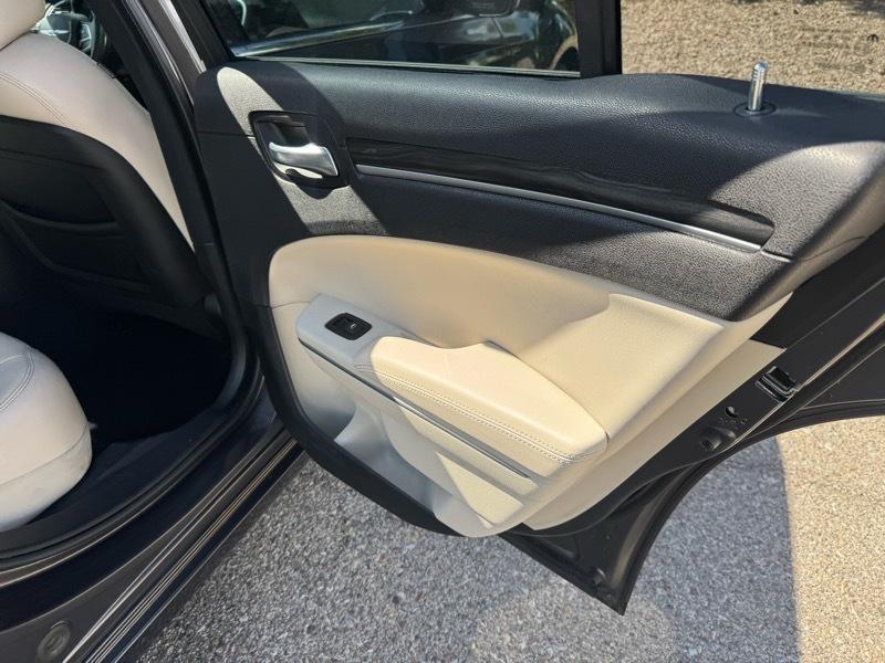 Chrysler 300 Touring L RWD 2018
