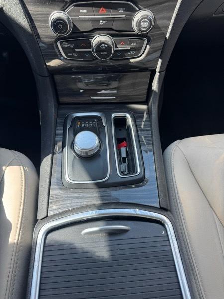 Chrysler 300 Touring L RWD 2018