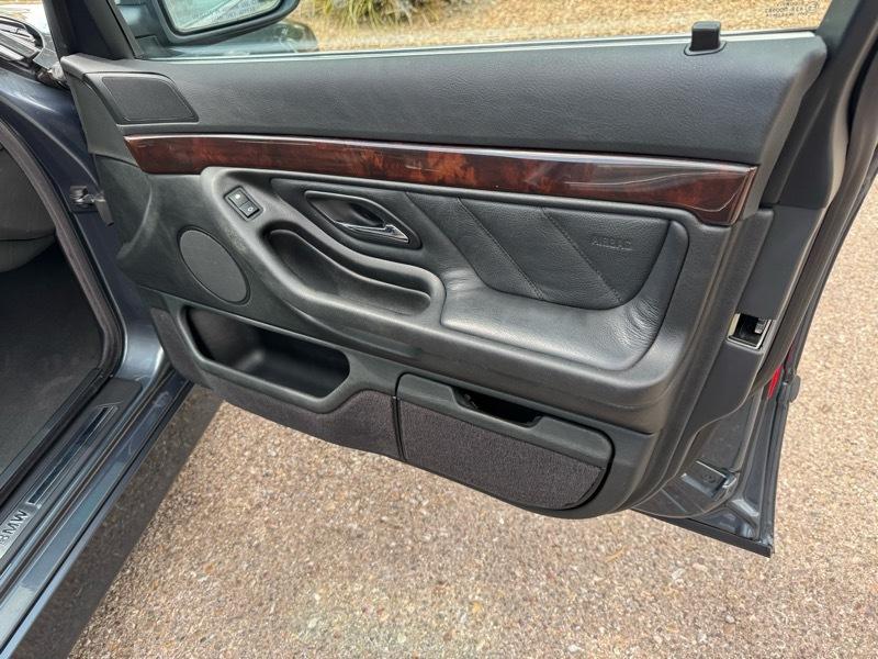 BMW 7 Series 740iL 4dr Sdn 2001