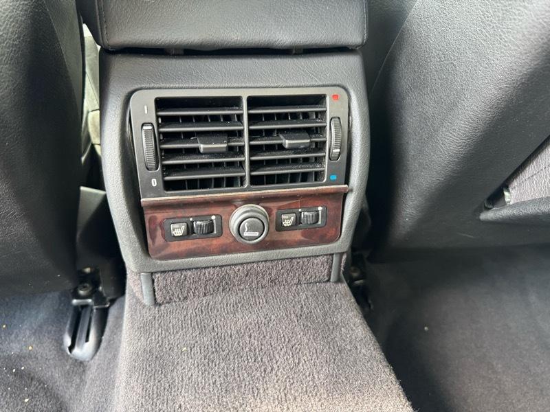BMW 7 Series 740iL 4dr Sdn 2001