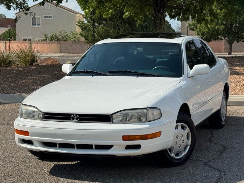 1992 Toyota Camry 4dr Sedan LE Auto