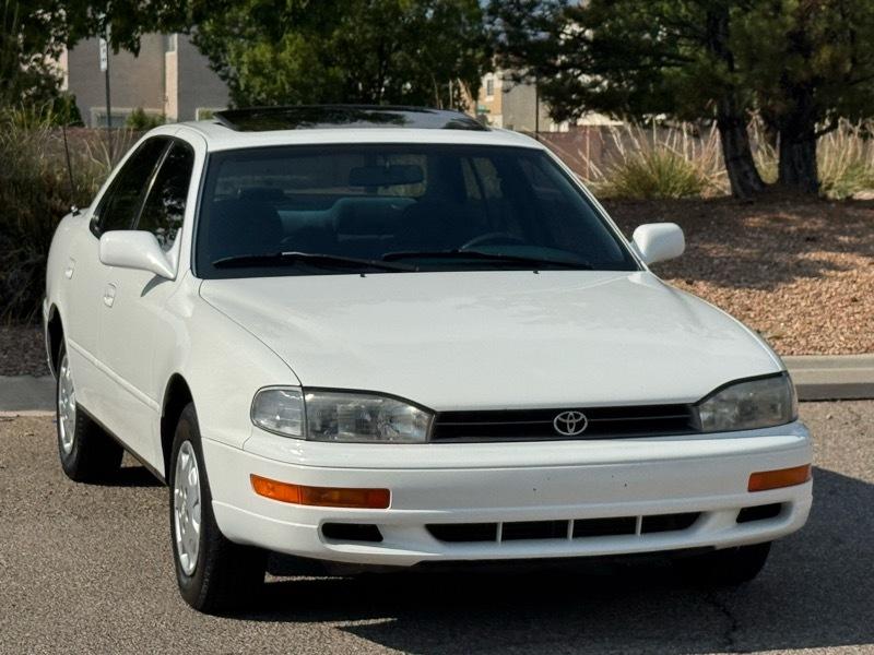 Toyota Camry 4dr Sedan LE Auto 1992
