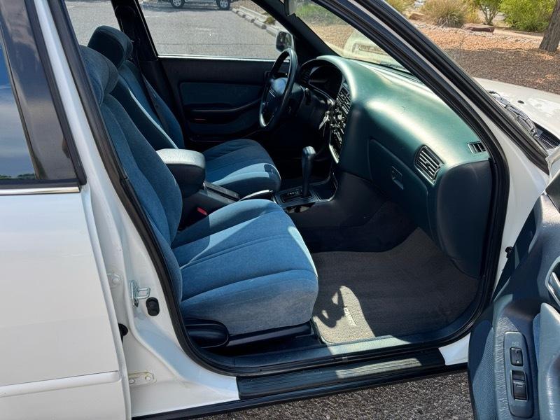 Toyota Camry 4dr Sedan LE Auto 1992