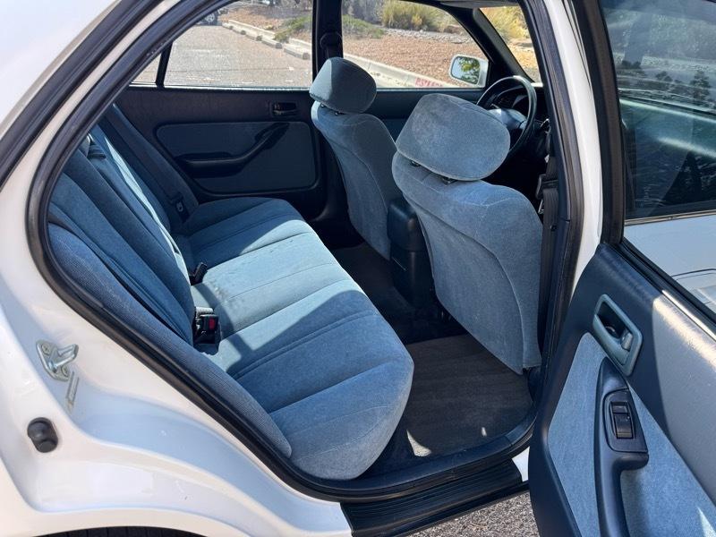 Toyota Camry 4dr Sedan LE Auto 1992