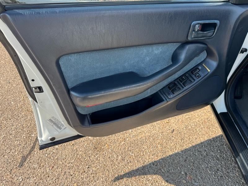 Toyota Camry 4dr Sedan LE Auto 1992