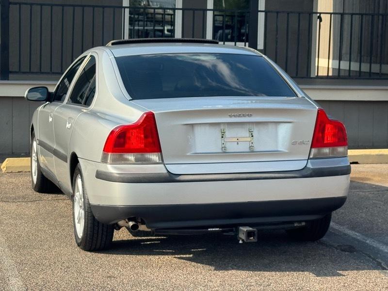 Volvo S60 2.4L Auto w/Sunroof 2002