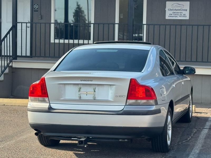 Volvo S60 2.4L Auto w/Sunroof 2002