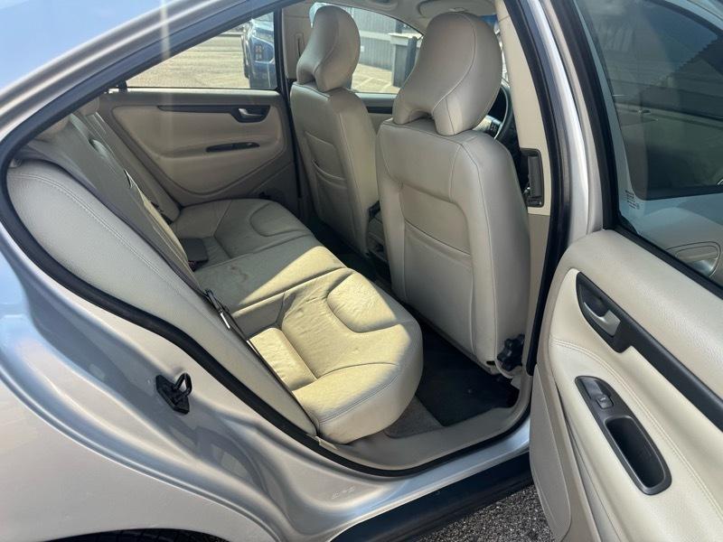 Volvo S60 2.4L Auto w/Sunroof 2002