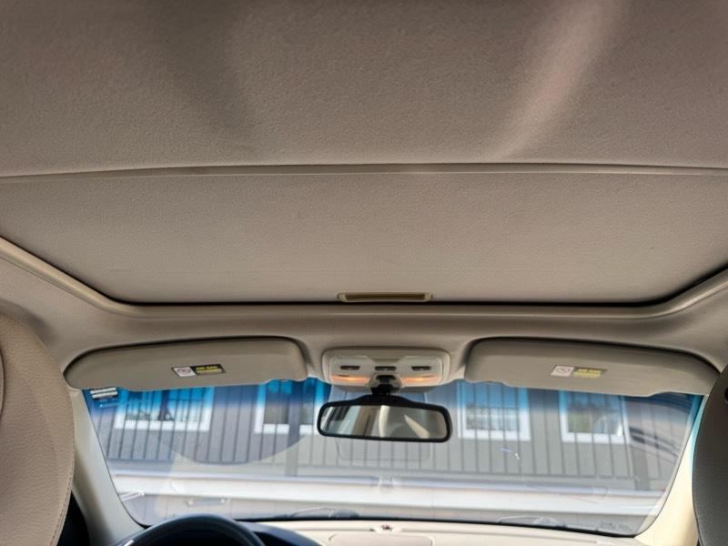 Volvo S60 2.4L Auto w/Sunroof 2002