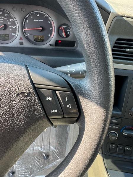 Volvo S60 2.4L Auto w/Sunroof 2002
