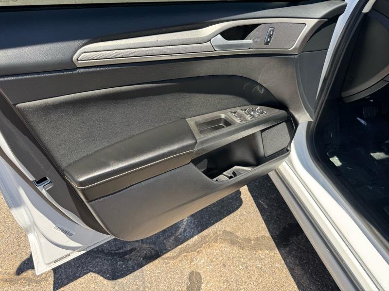 Ford Fusion SE AWD 2020