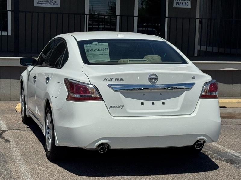 Nissan Altima 4dr Sdn I4 2.5 S 2015