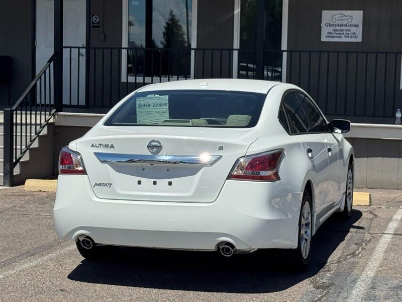 Nissan Altima 4dr Sdn I4 2.5 S 2015