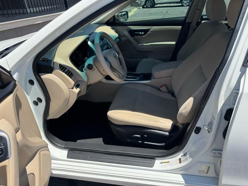 Nissan Altima 4dr Sdn I4 2.5 S 2015