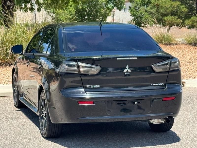 Mitsubishi Lancer ES 2.0 FWD CVT 2017