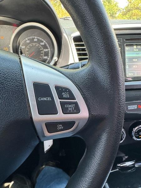 Mitsubishi Lancer ES 2.0 FWD CVT 2017
