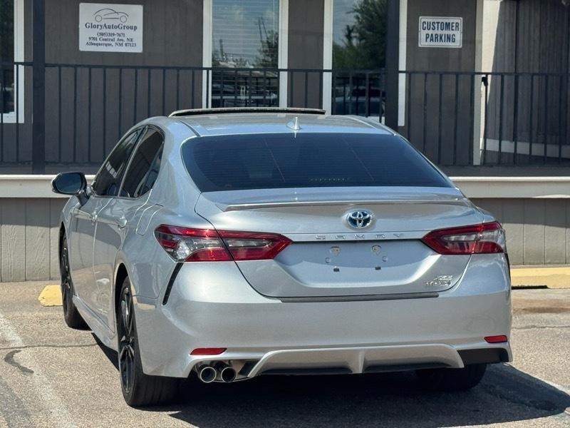 Toyota Camry Hybrid XSE CVT (Natl) 2023