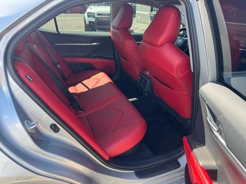 Toyota Camry Hybrid XSE CVT (Natl) 2023