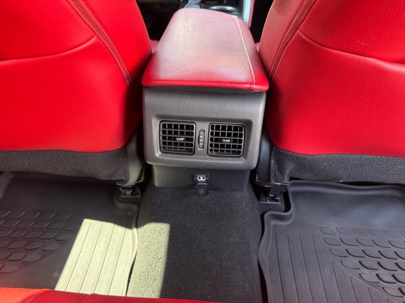 Toyota Camry Hybrid XSE CVT (Natl) 2023