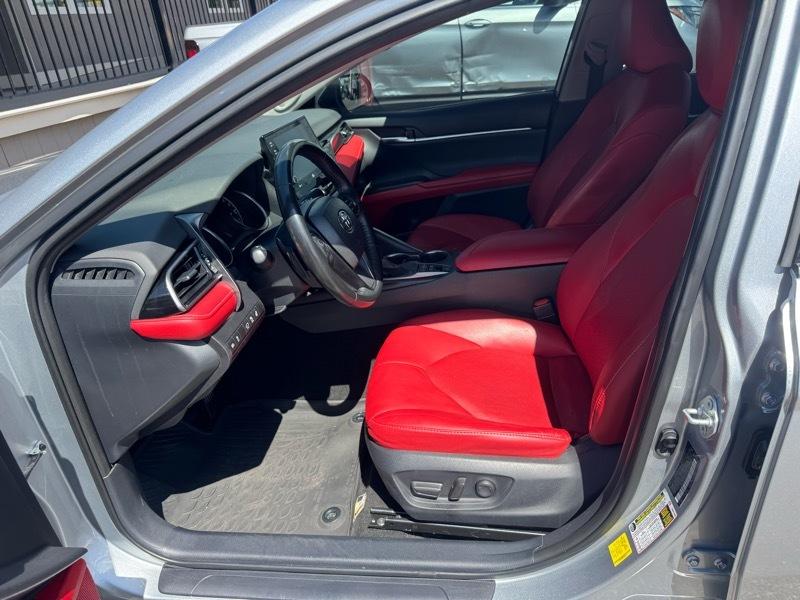 Toyota Camry Hybrid XSE CVT (Natl) 2023
