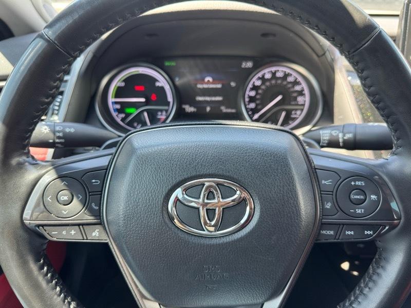 Toyota Camry Hybrid XSE CVT (Natl) 2023