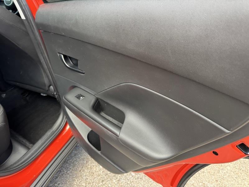 Hyundai Kona SE FWD 2024