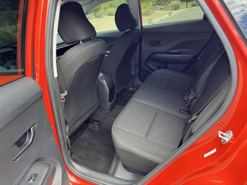 Hyundai Kona SE FWD 2024