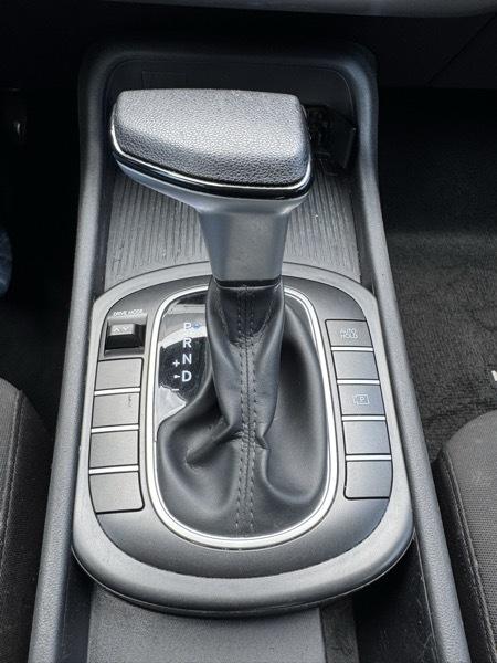 Hyundai Kona SE FWD 2024