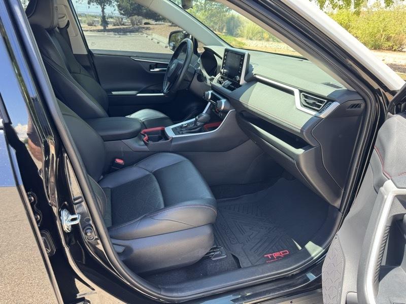 Toyota RAV4 TRD Off Road AWD (Natl) 2021