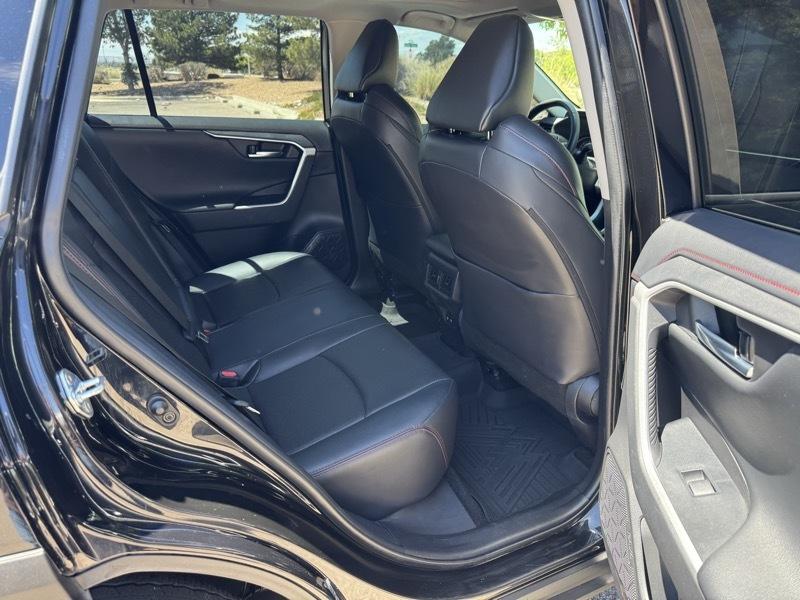 Toyota RAV4 TRD Off Road AWD (Natl) 2021