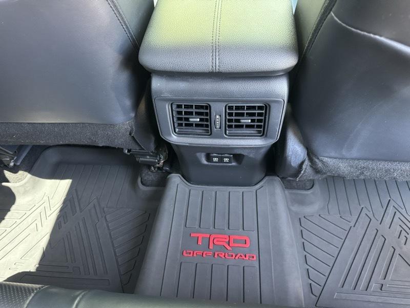 Toyota RAV4 TRD Off Road AWD (Natl) 2021