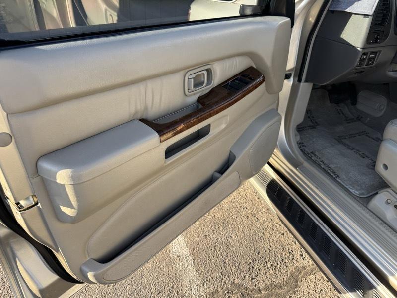 Infiniti QX4 1999 4dr SUV Luxury 4WD 1999