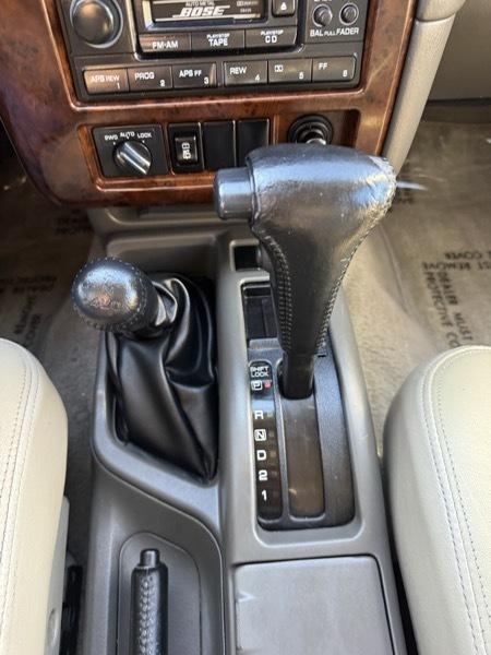 Infiniti QX4 1999 4dr SUV Luxury 4WD 1999