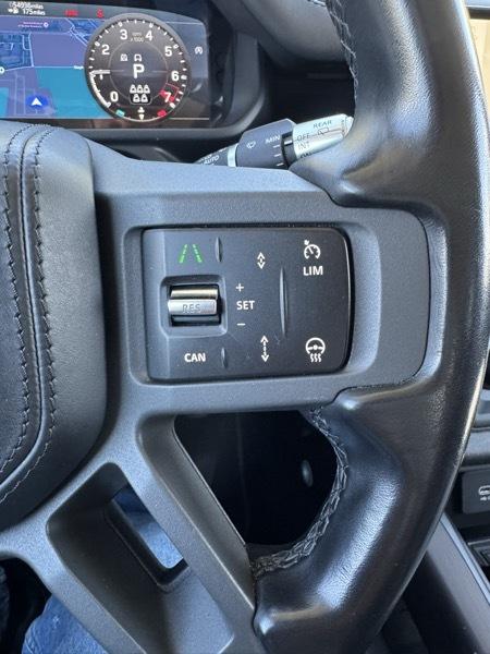 Land Rover Defender 110 X-Dynamic HSE AWD 2022