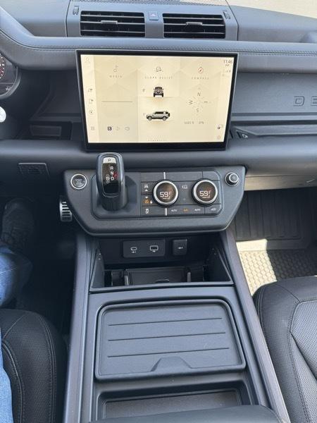 Land Rover Defender 110 X-Dynamic HSE AWD 2022